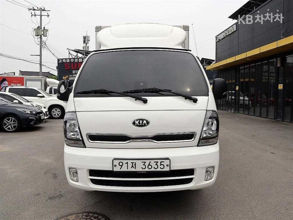 2022 - kia bongo iii