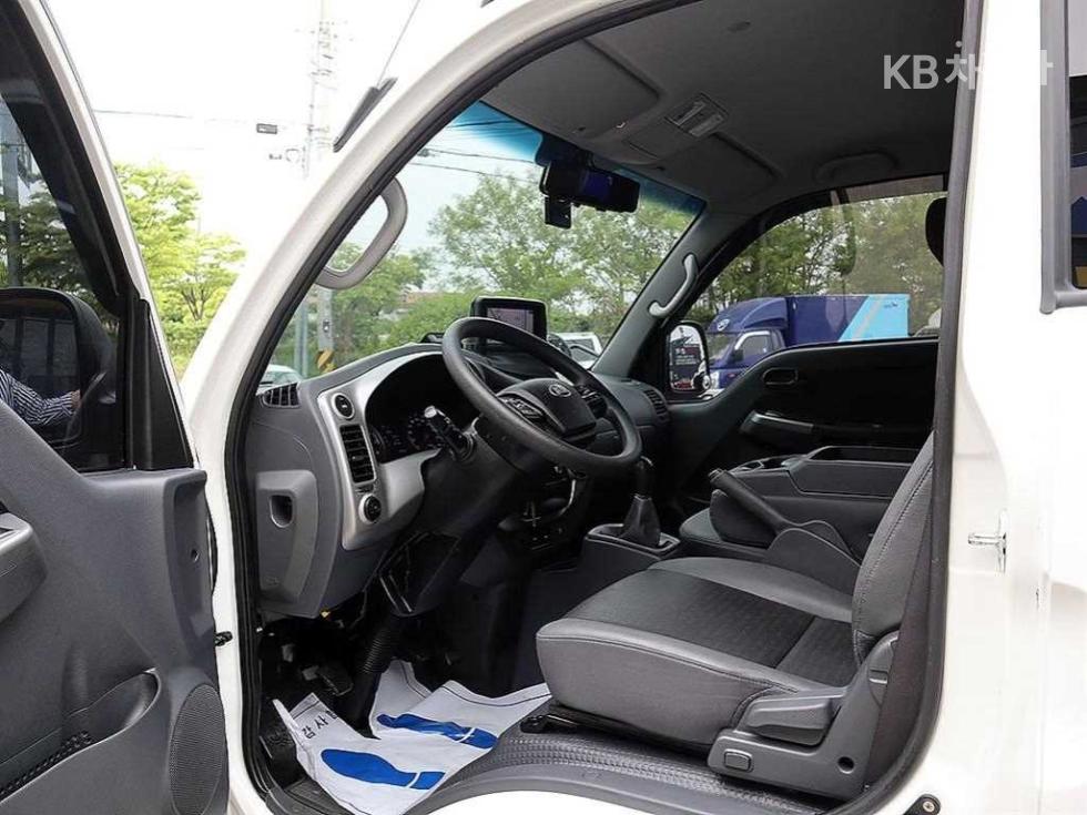 2022 - kia bongo iii