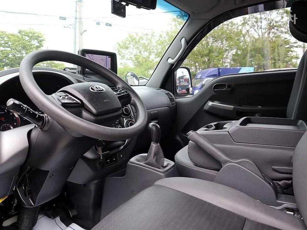 2022 - kia bongo iii