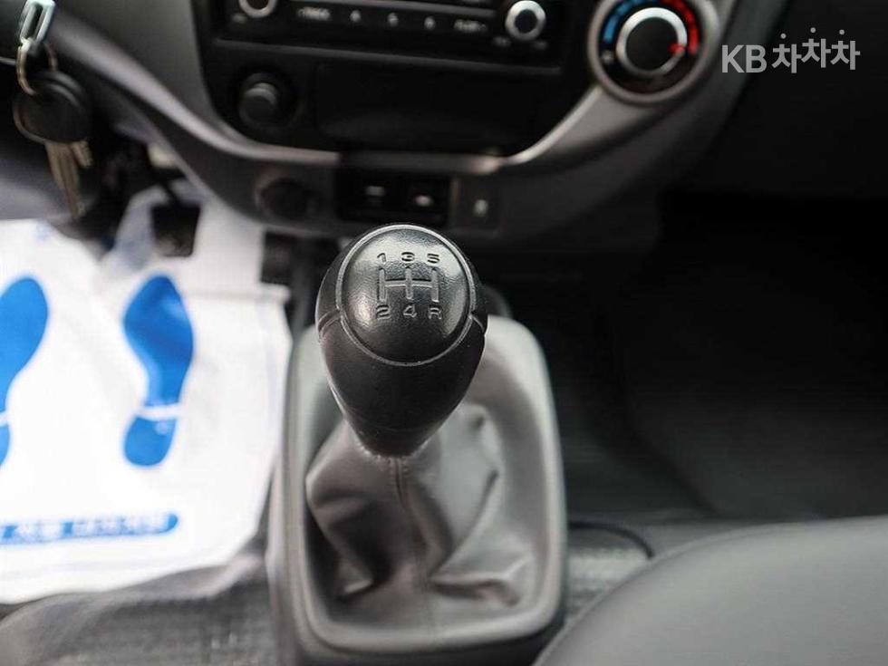 2022 - kia bongo iii