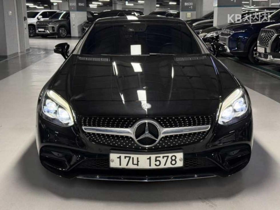 2017 mercedes-benz slc-class