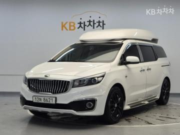 Kia Carnival 7-seater Hi-limousine VIP — foto 1