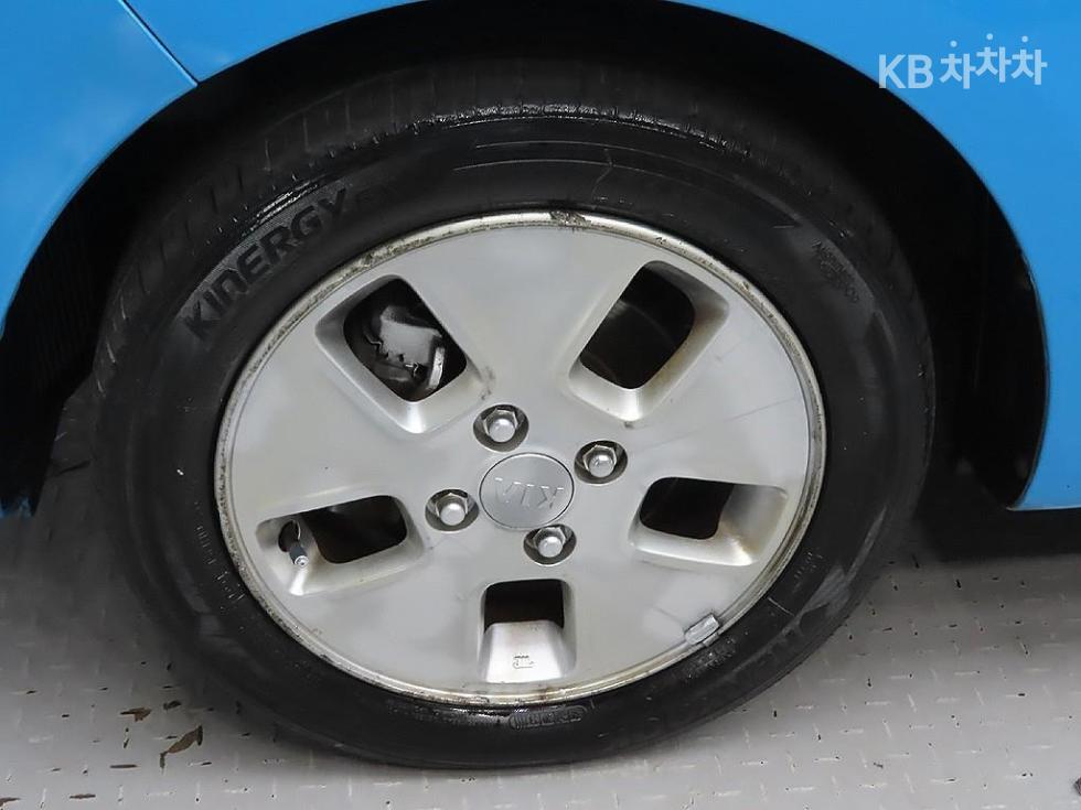 2013 - kia ray
