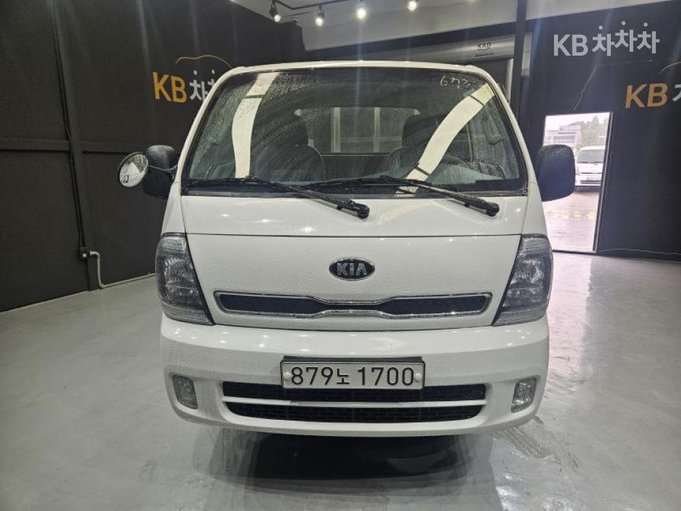 2020 - kia bongo iii