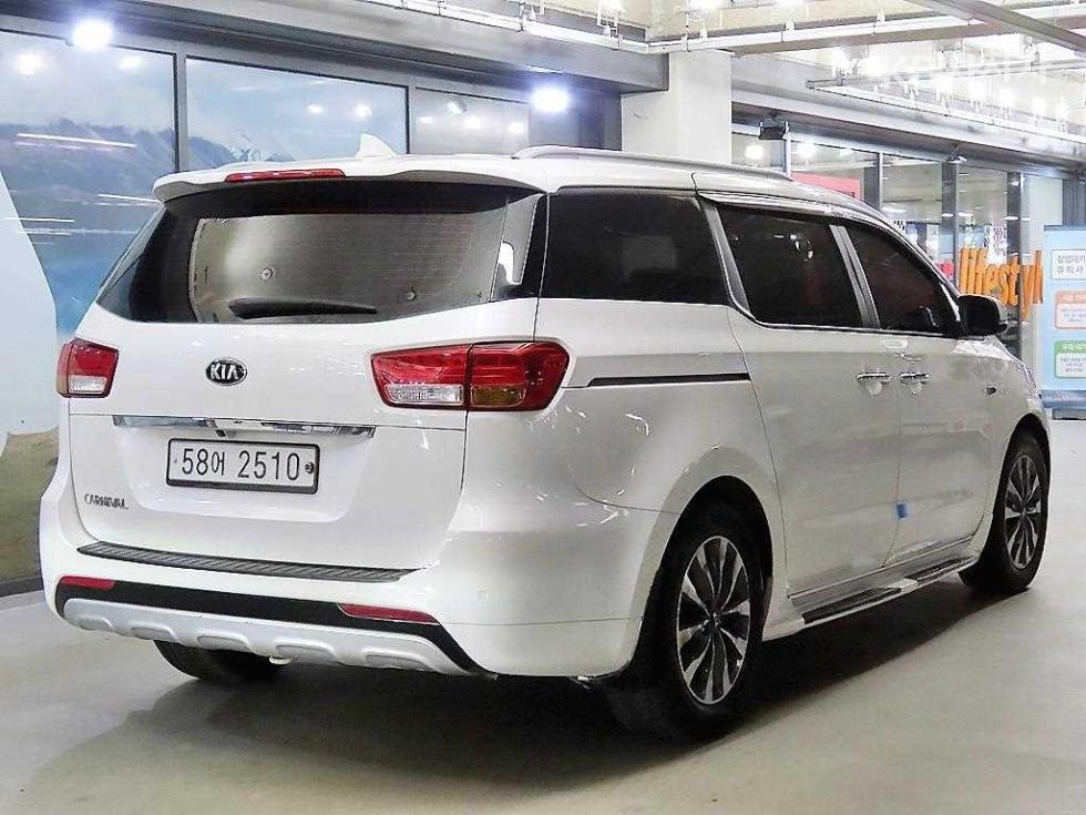 2015 - kia carnival