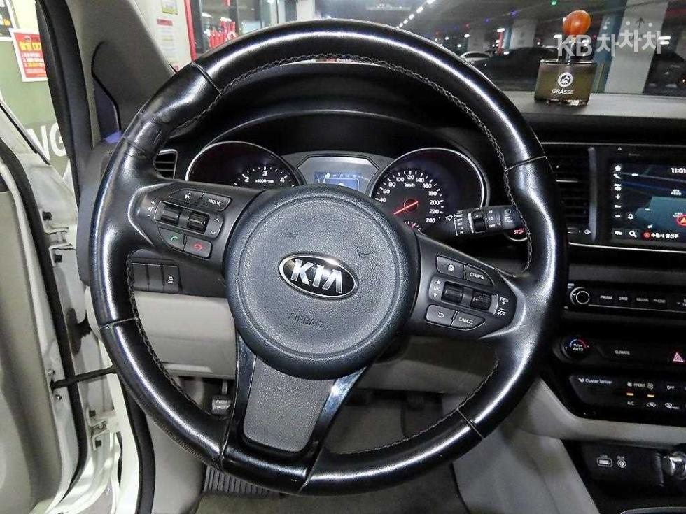 2015 - kia carnival