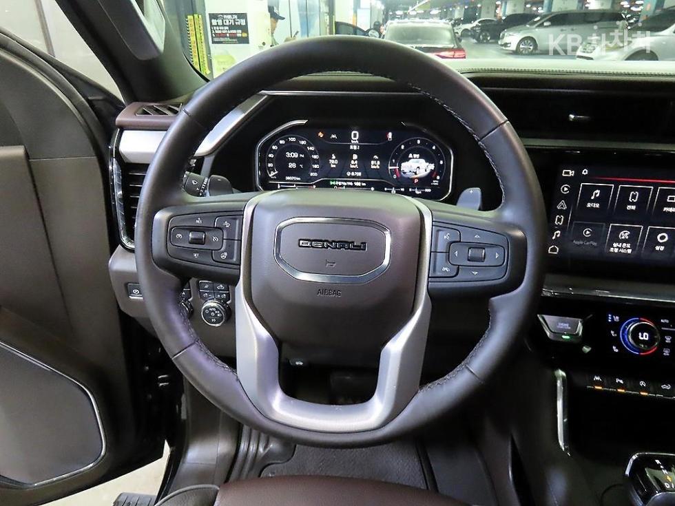 2024 GMC GMC photo