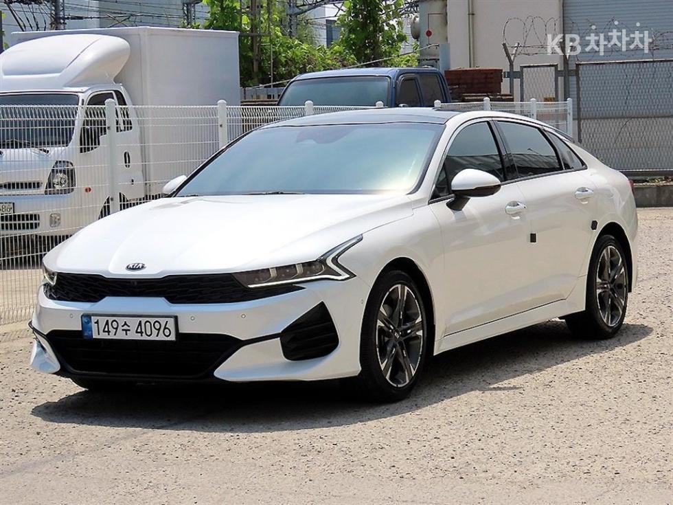2021 - kia k5