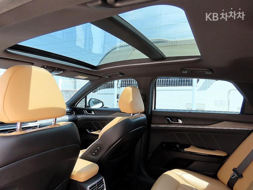 2021 - kia k5