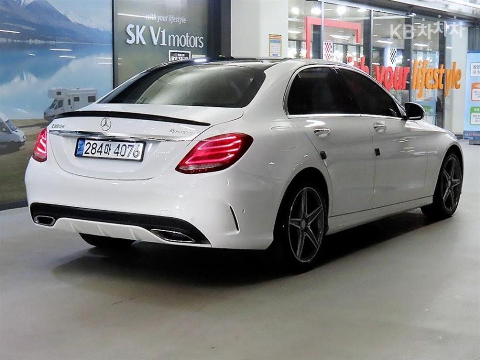2017 - mercedes-benz c-class