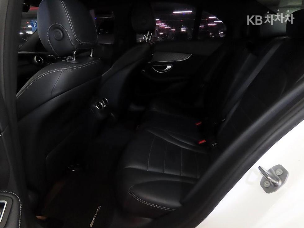 2017 - mercedes-benz c-class