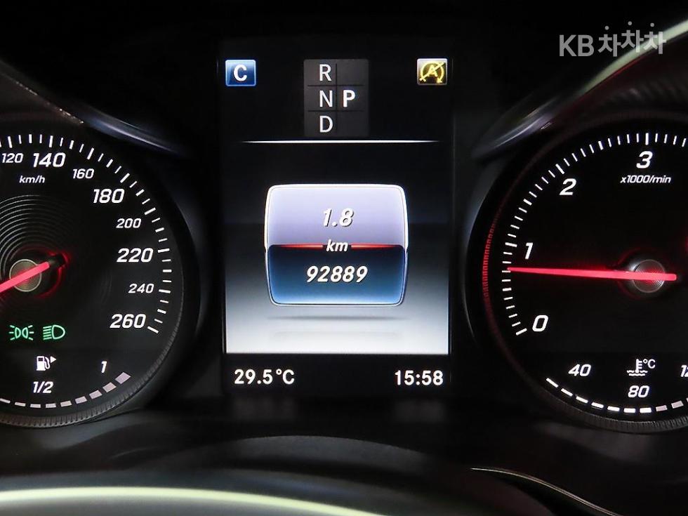 2017 - mercedes-benz c-class