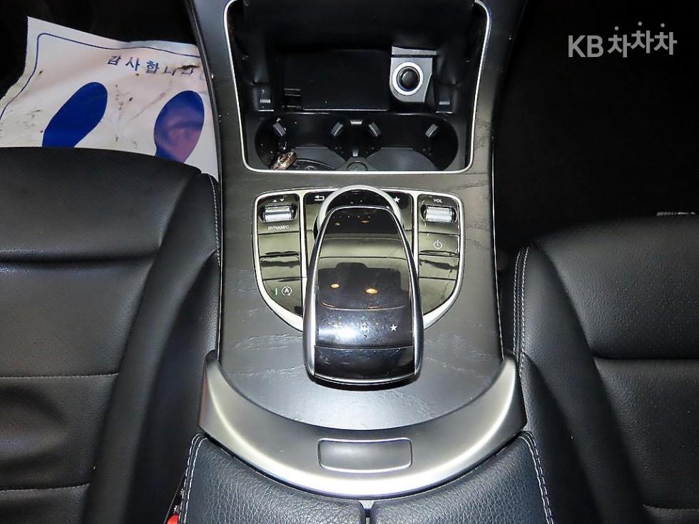 2017 - mercedes-benz c-class