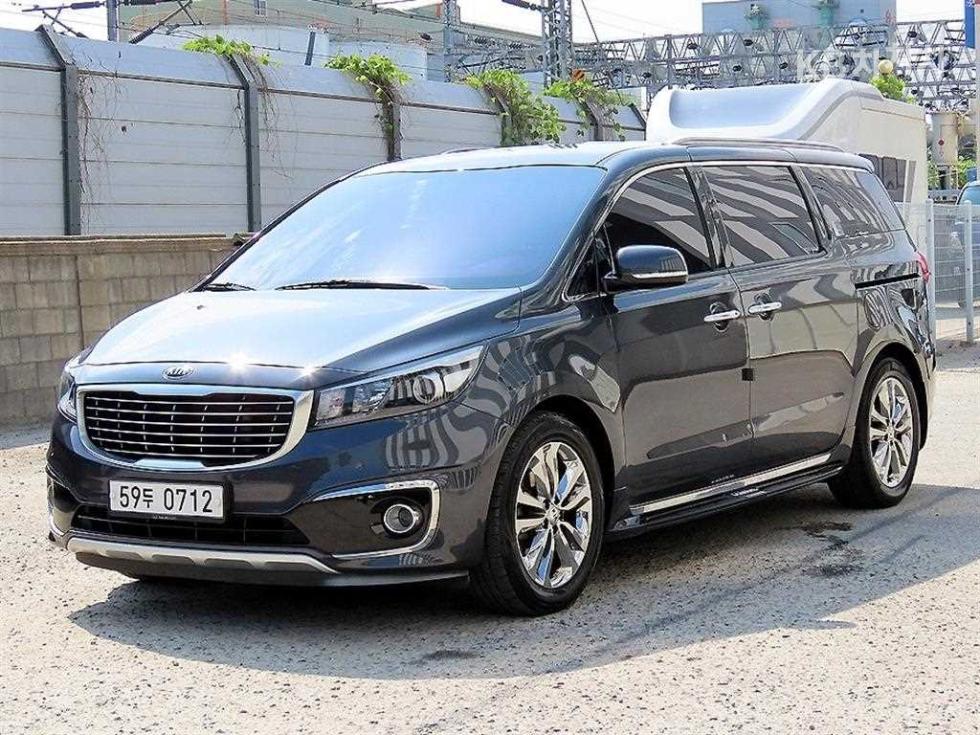2016 - kia carnival