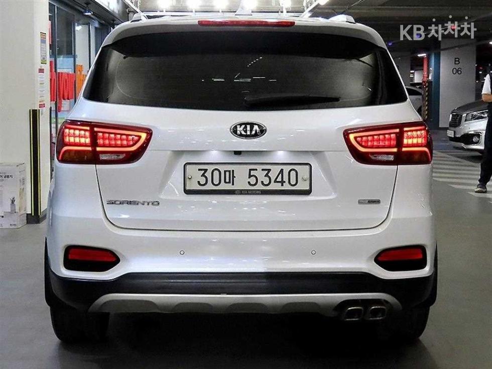 2018 - kia sorento