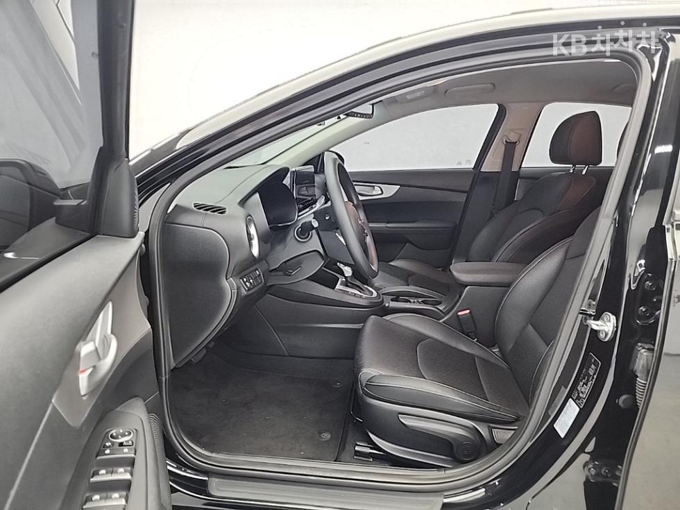 2022 - kia k3
