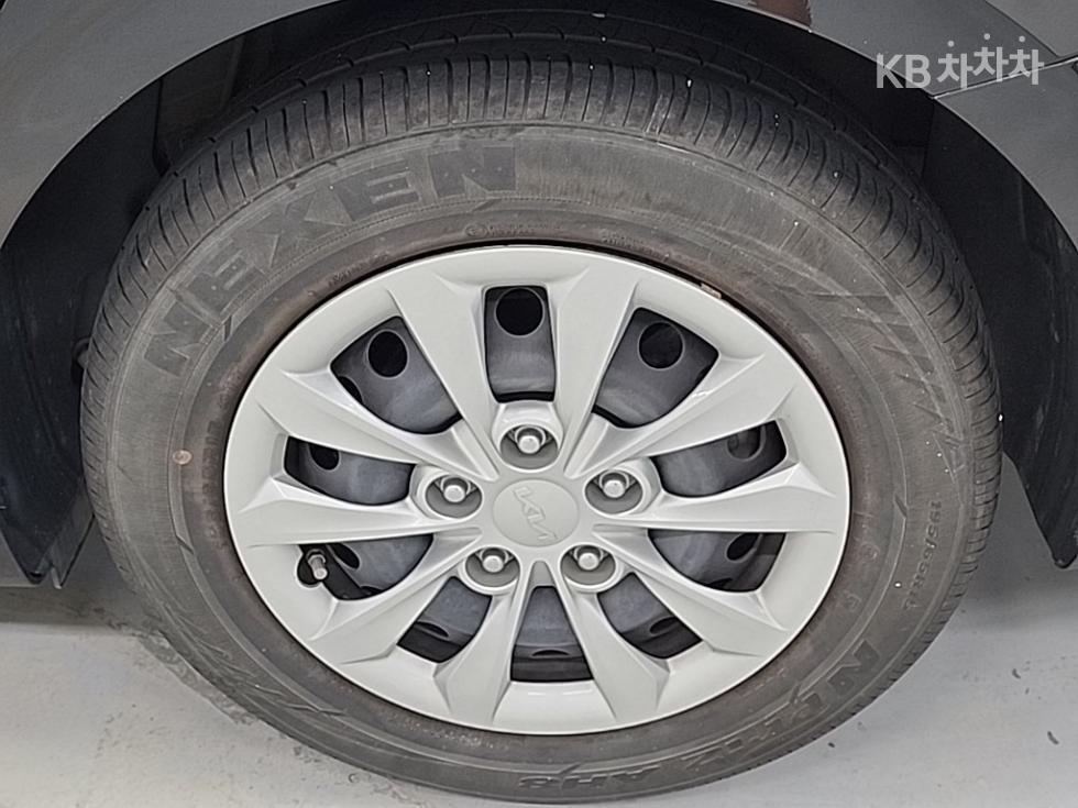 2022 - kia k3