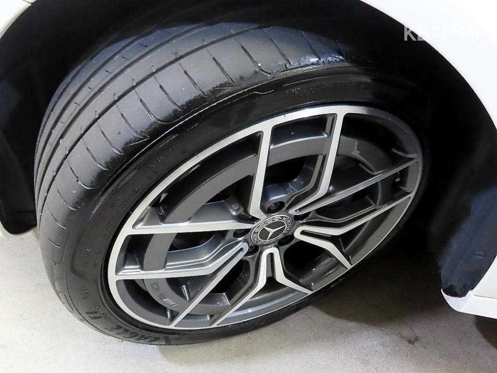 2020 Mercedes-Benz E (W213) photo