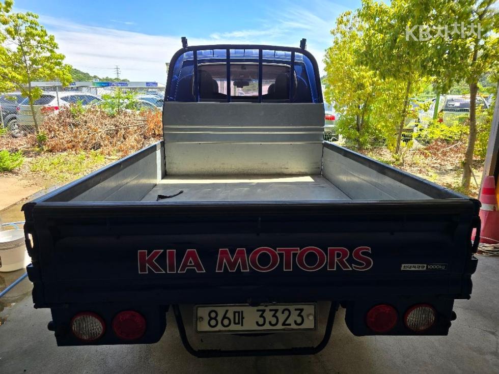 2015 - kia bongo iii