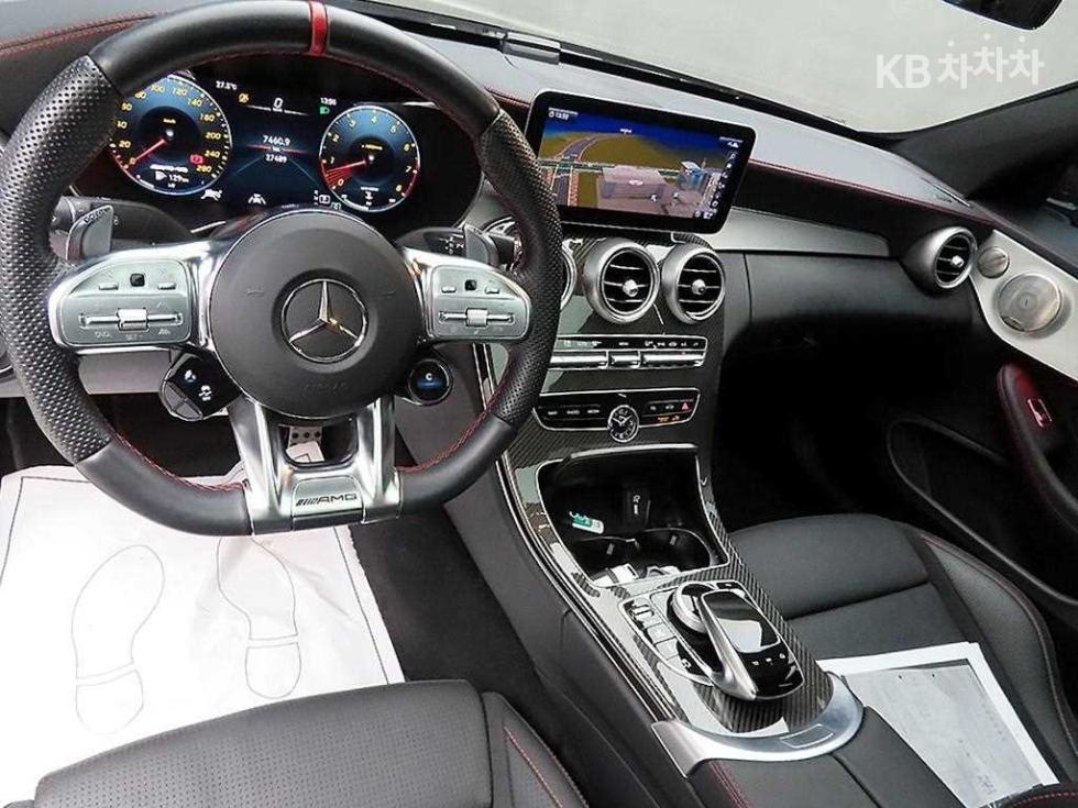 2023 Mercedes-Benz C photo