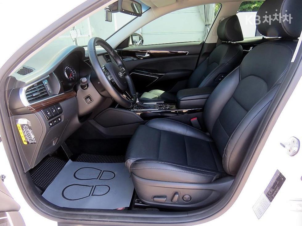 2018 - kia k7