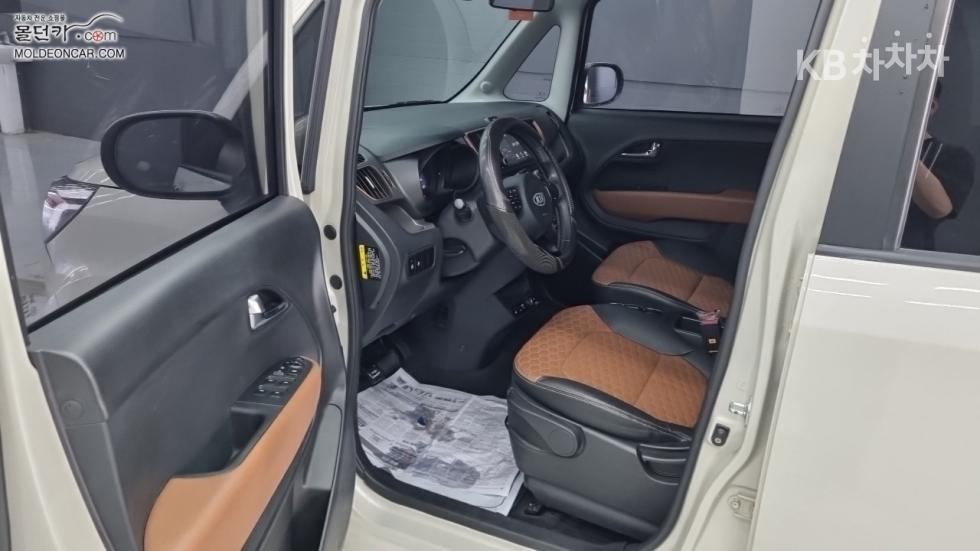 2019 - kia ray