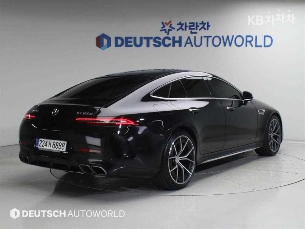 2023 Mercedes-Benz AMG GT photo
