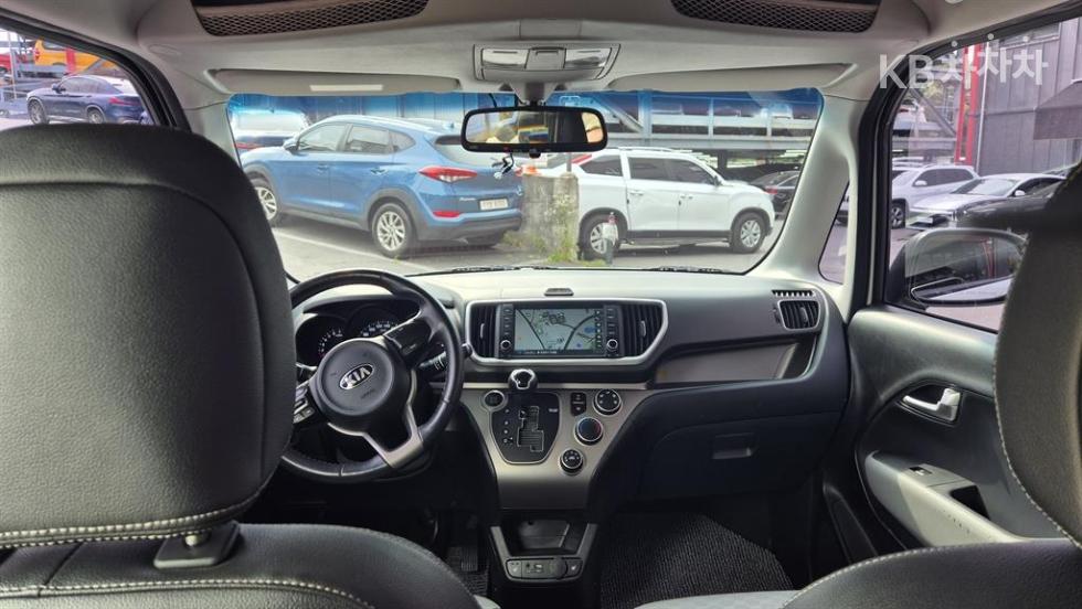 2018 - kia ray
