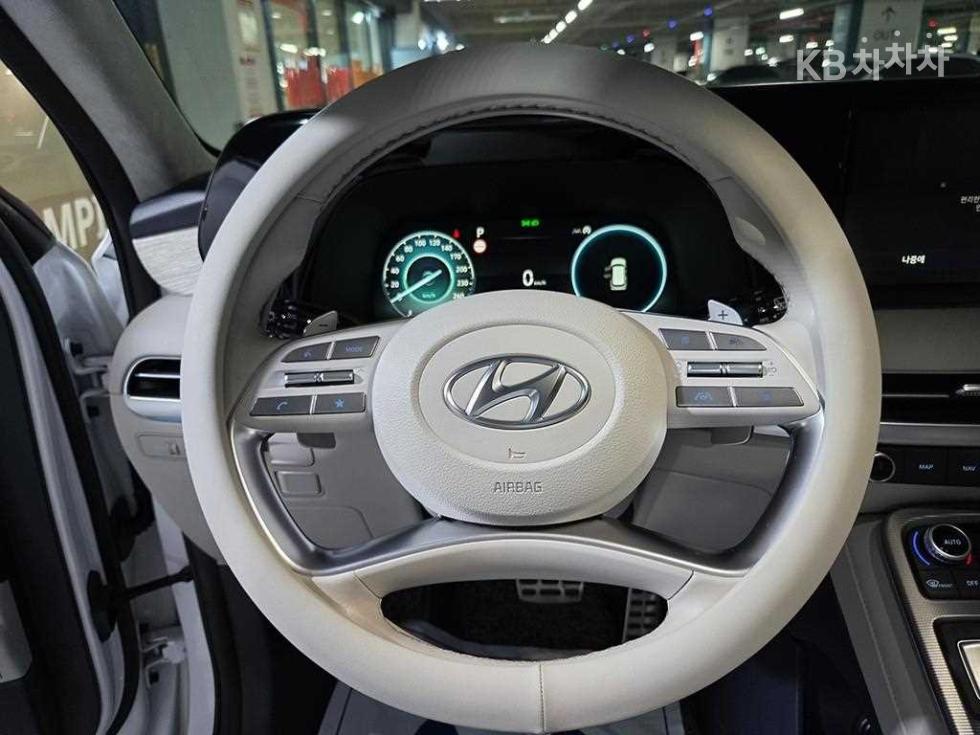 2022 Hyundai Used Car photo