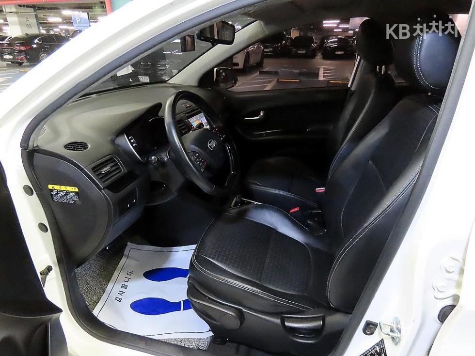 2016 - kia morning