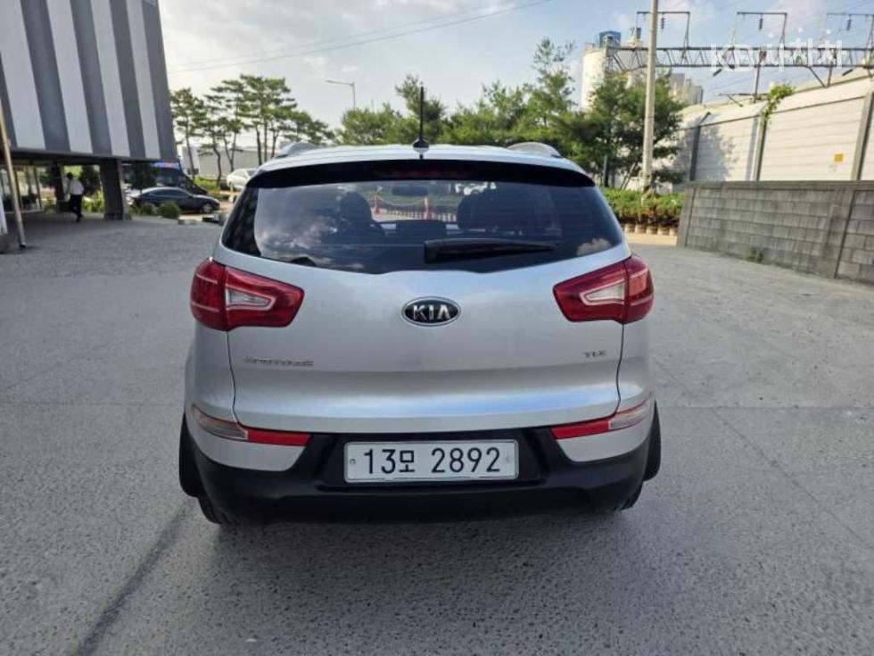2011 - kia sportage