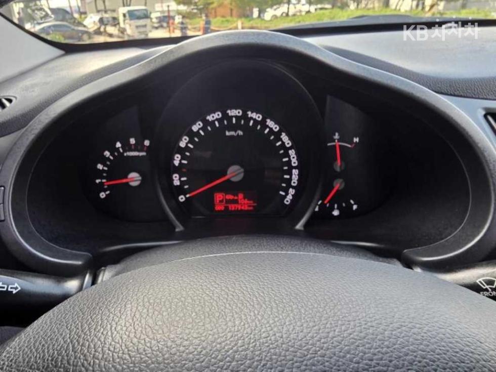 2011 - kia sportage