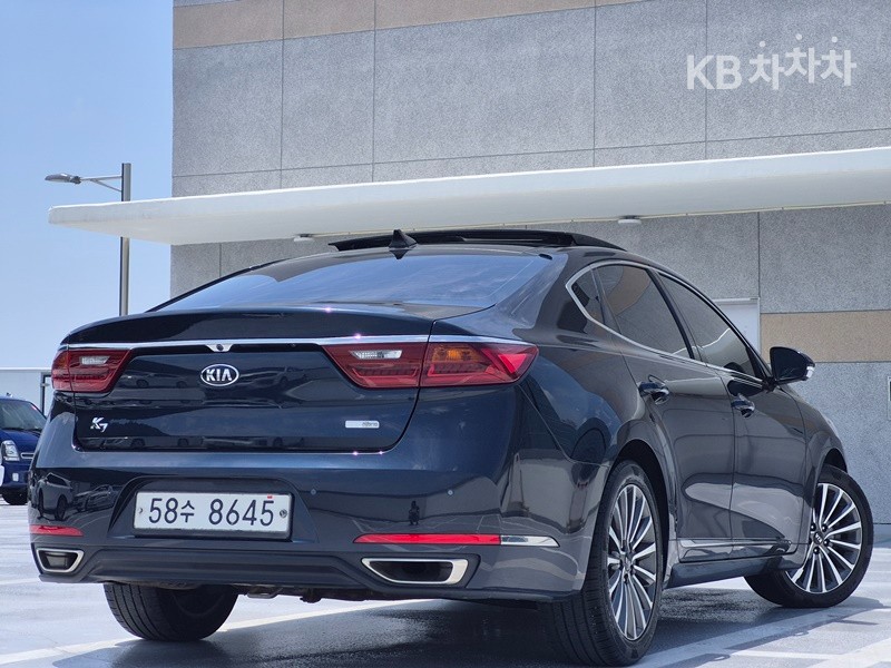 2018 - kia k7