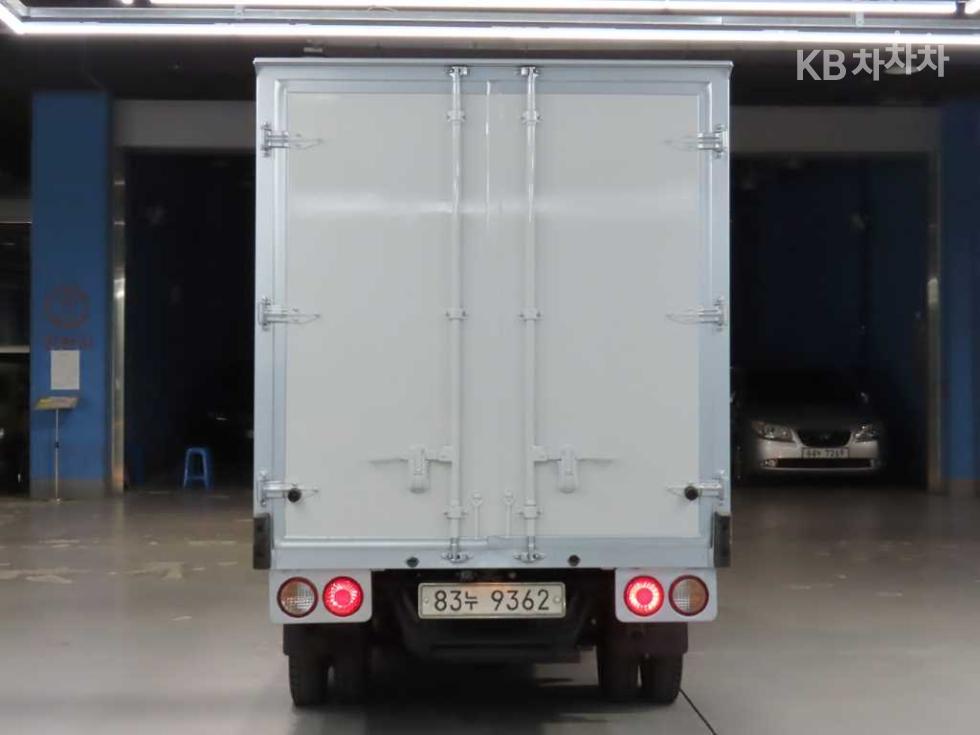 2016 - kia bongo iii