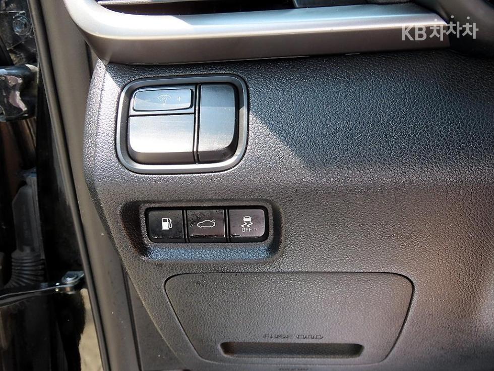 Kia K5 — miniaturë 12