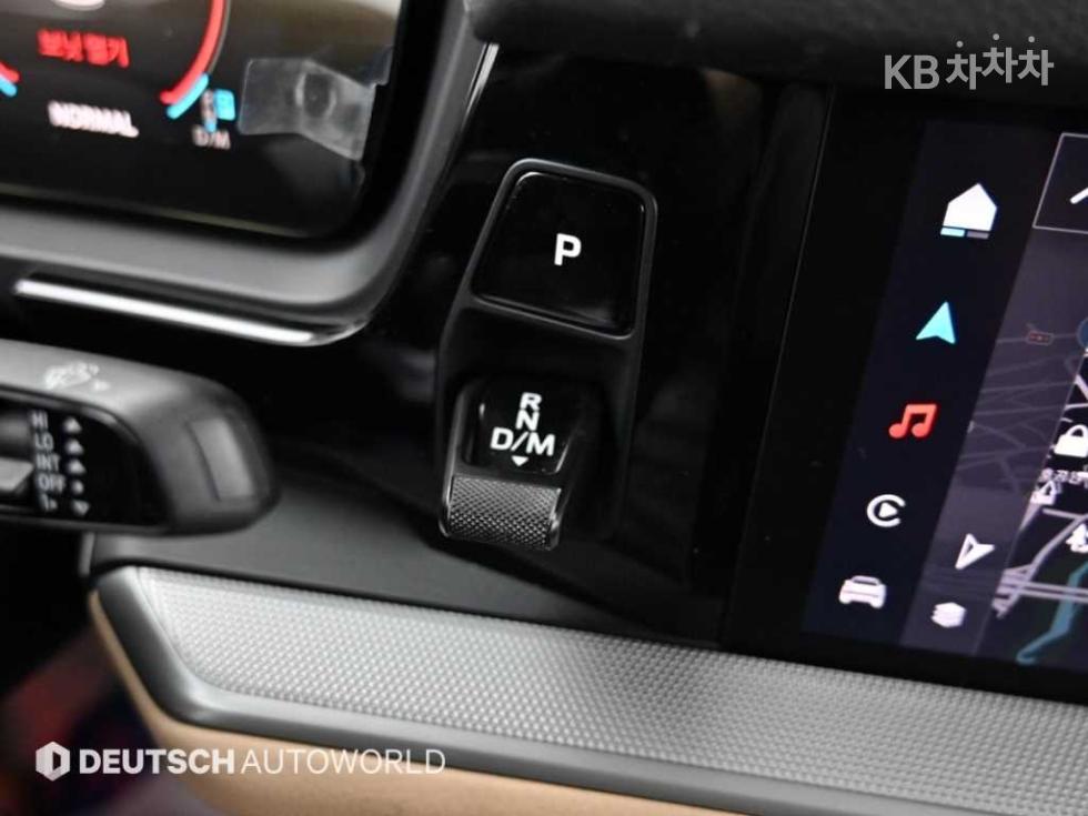 Porsche Cayenne — miniaturë 9