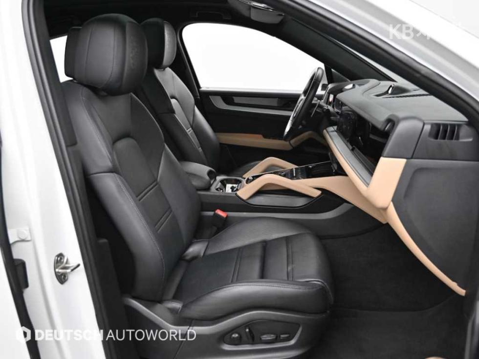 Porsche Cayenne — miniaturë 10