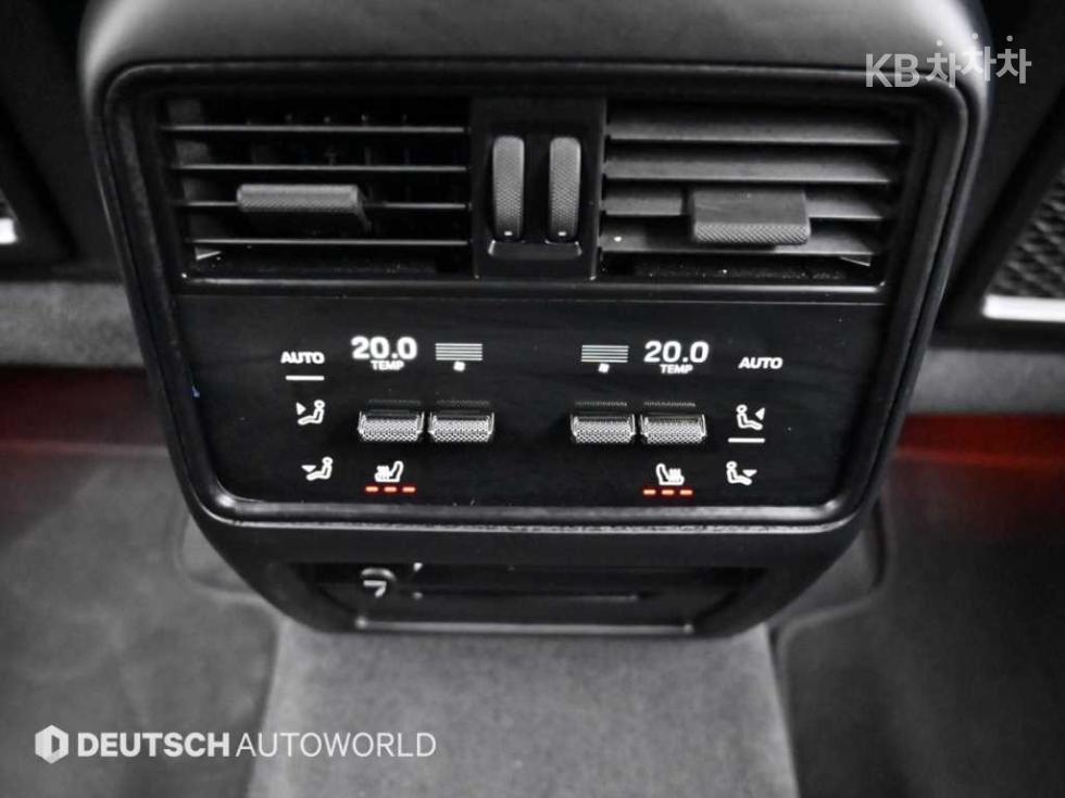 Porsche Cayenne — miniaturë 16