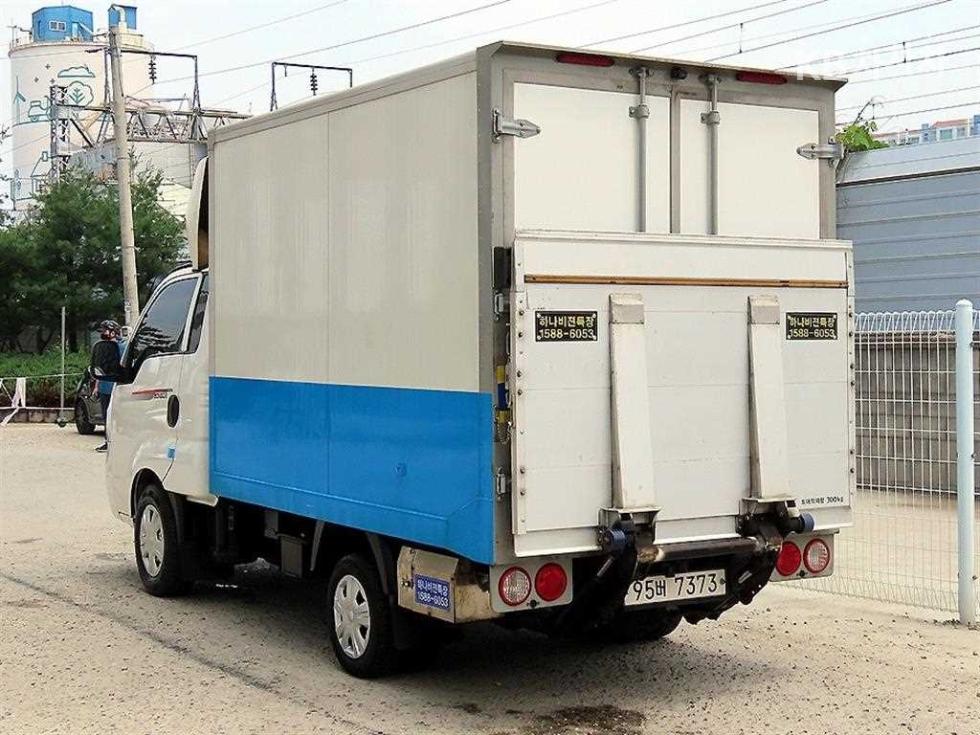 2022 - kia bongo iii