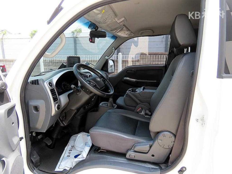 2022 - kia bongo iii