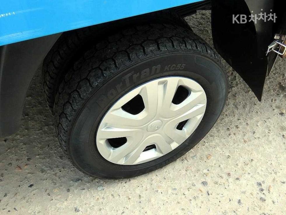 2022 - kia bongo iii