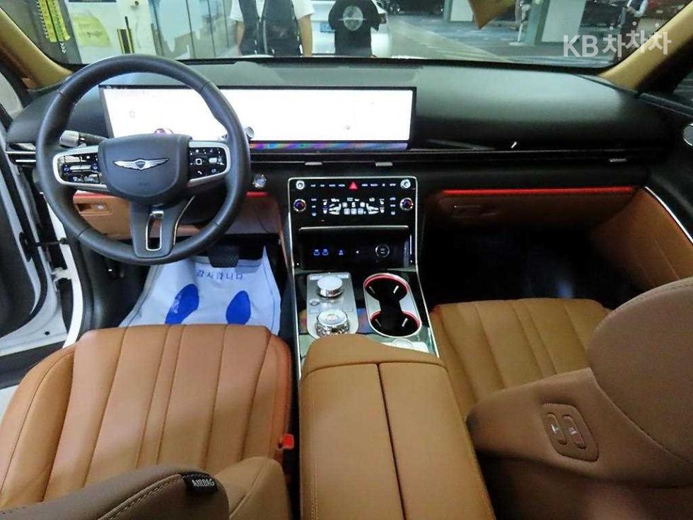 2024 Genesis GV80 photo