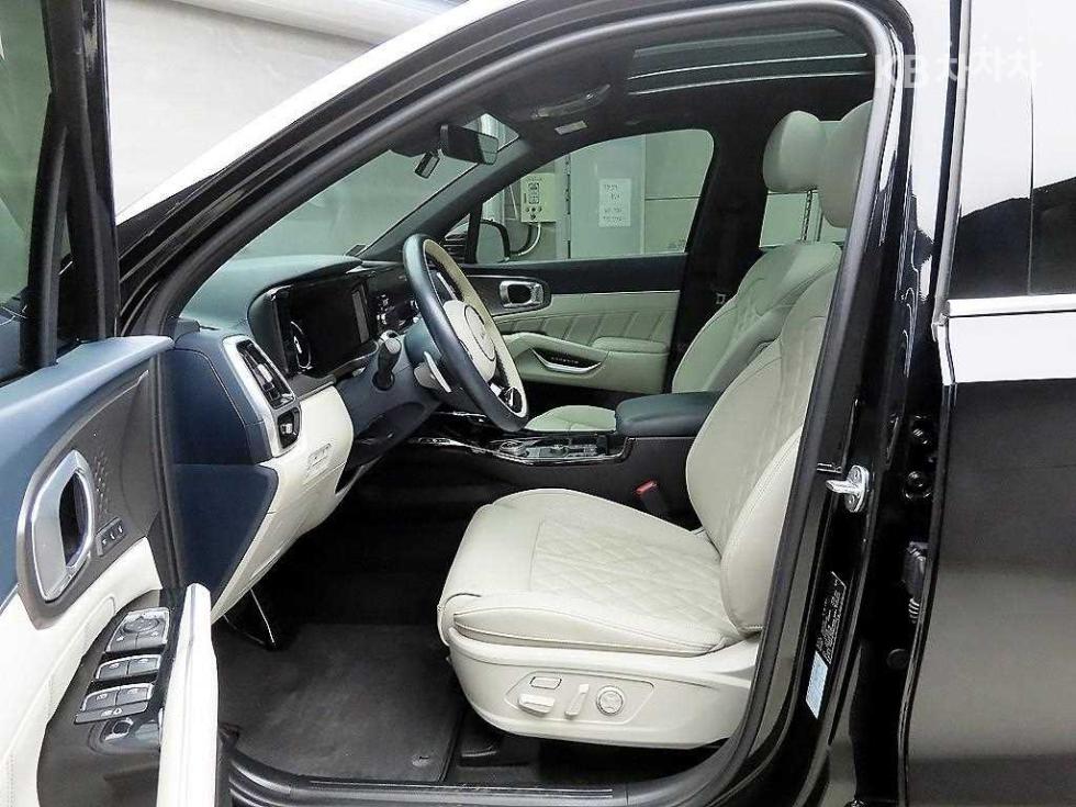 2022 - kia sorento