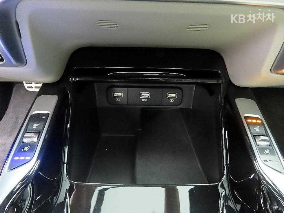2022 - kia sorento