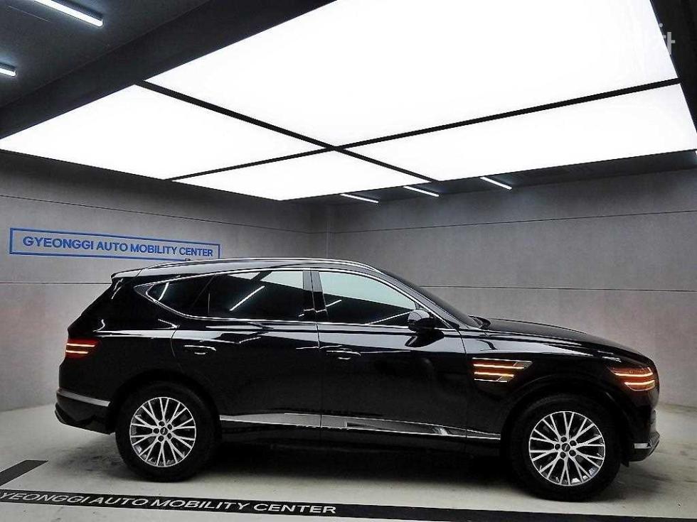 2021 Genesis GV80 photo