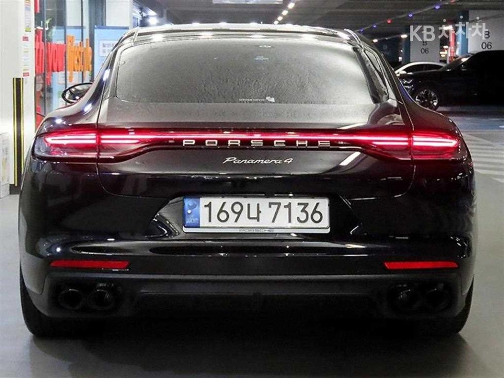 2022 Porsche (971) photo