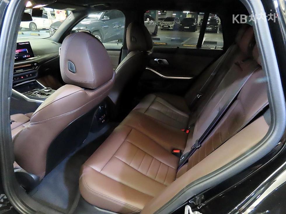 2025 - bmw 3 series