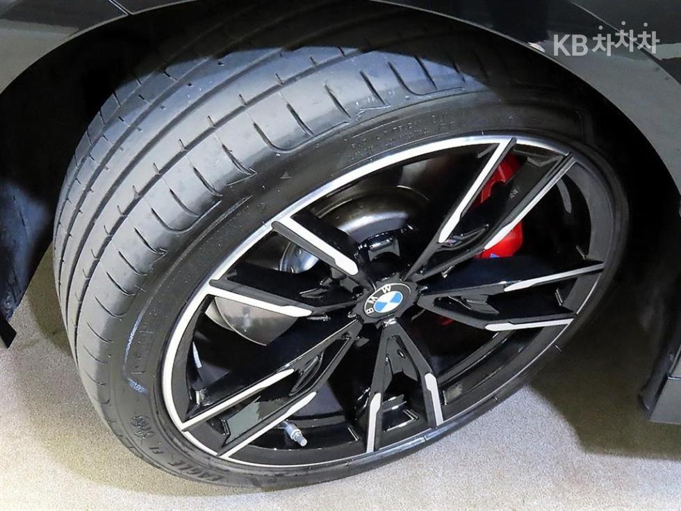 2025 - bmw 3 series