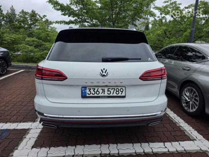 Volkswagen Touareg 3.0 TDI Prestige 4