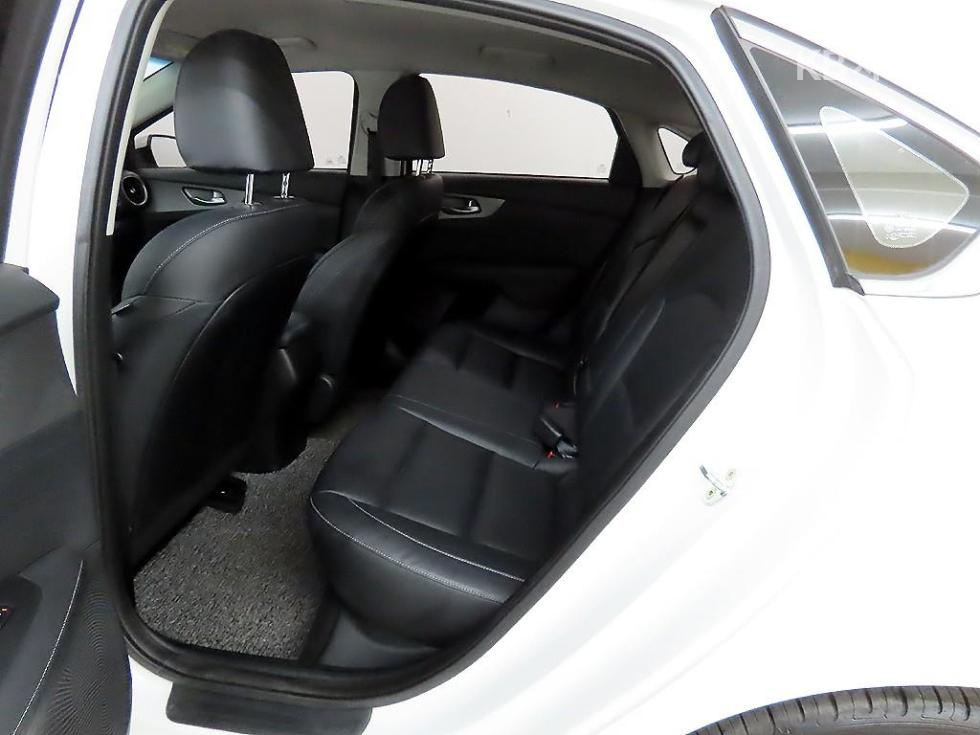 2021 - kia k3